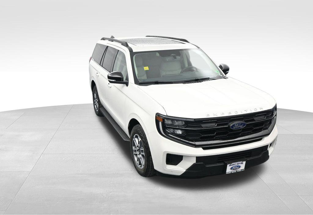 New 2025 Ford Expedition Active image 41
