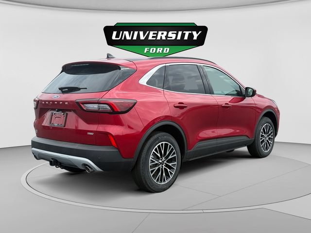 New 2026 Ford Escape SE w/ Class II Trailer Tow Package FWD image 3