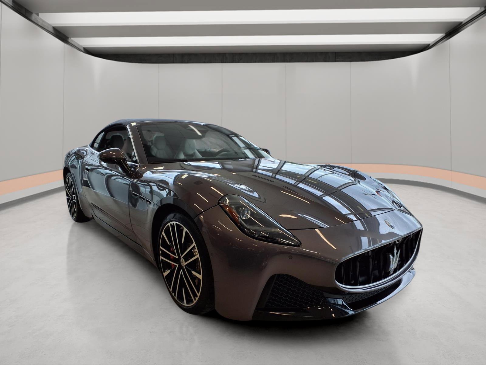 New 2026 Maserati GranCabrio Modena image 1