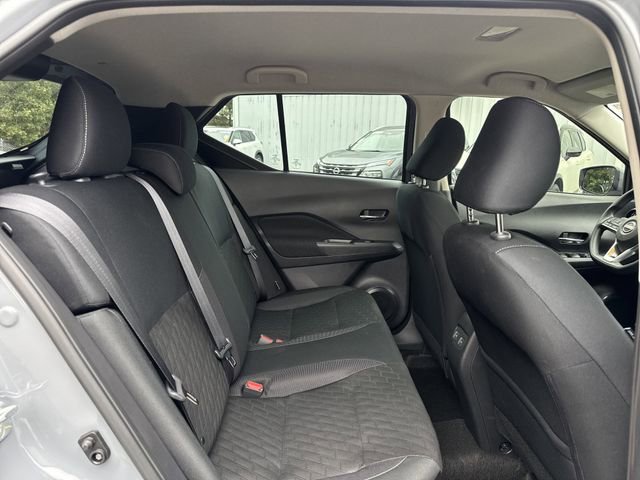 Used 2024 Nissan Kicks SV image 25