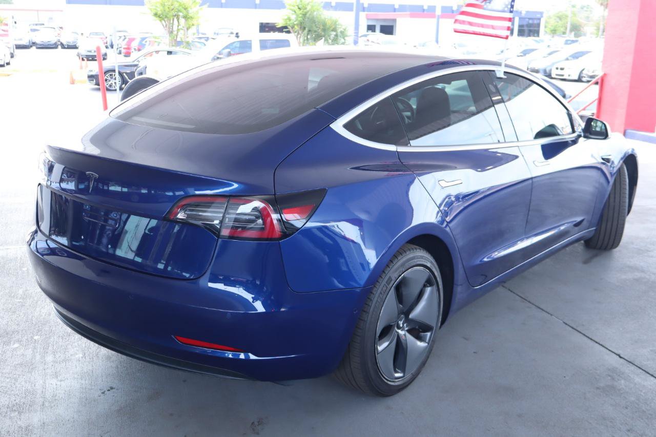 Used 2018 Tesla Model 3 Long Range RWD image 5