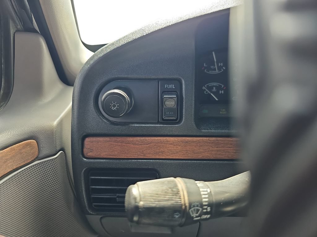Used 1997 Ford F350 2WD Crew Cab image 32