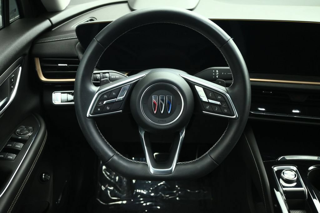 Used 2025 Buick Envision Sport Touring AWD/4WD image 12