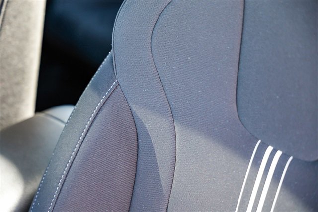 Certified 2025 Hyundai Elantra Sport image 28