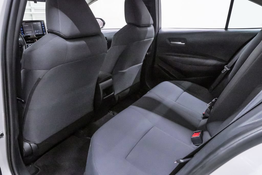 Used 2020 Toyota Corolla LE FWD image 10