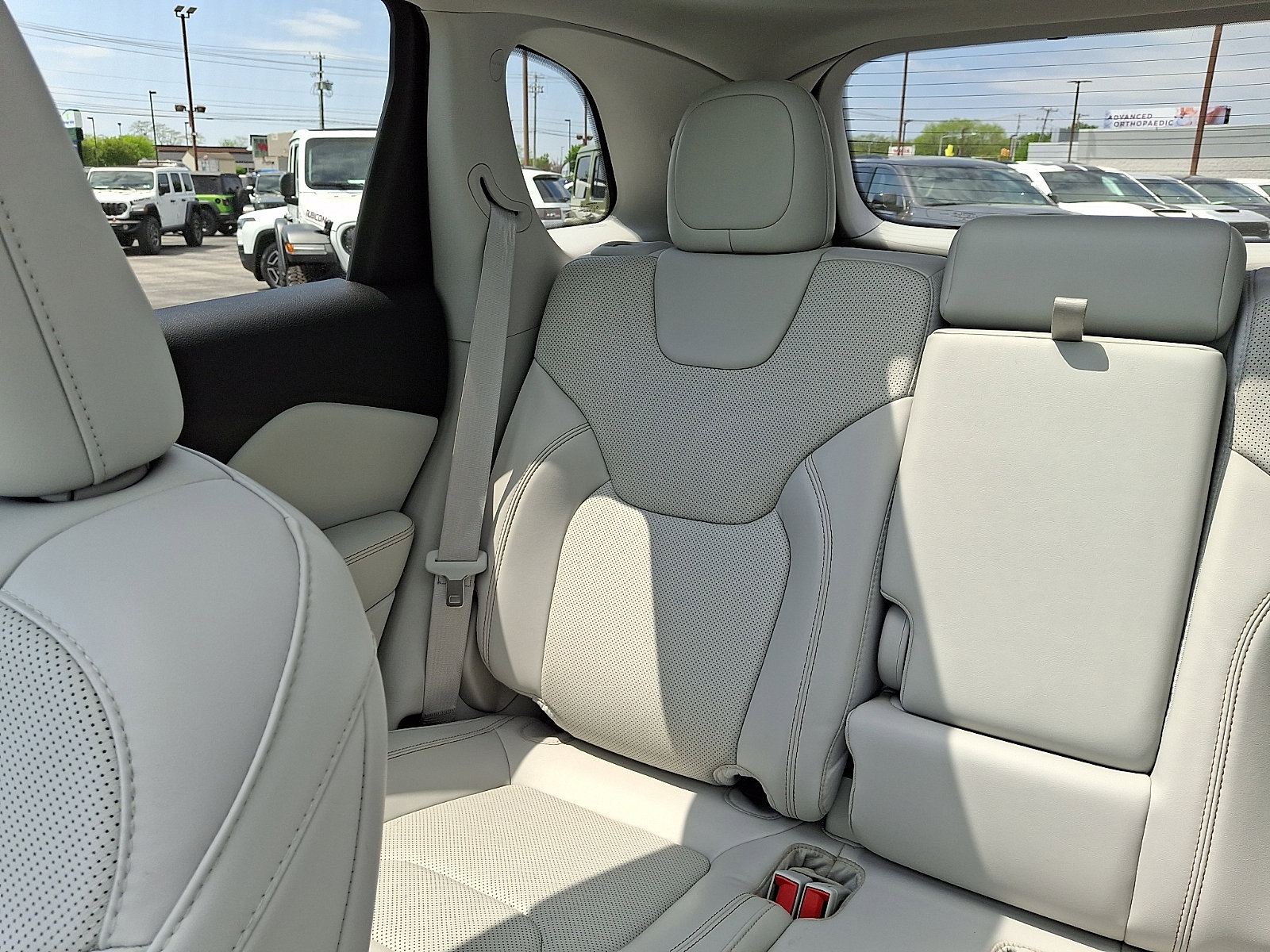 Certified 2021 Jeep Cherokee Limited AWD/4WD image 19