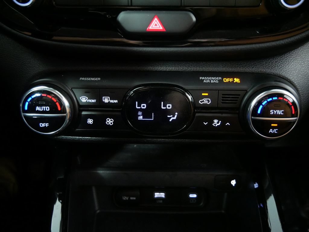 Used 2024 Kia Soul EX w/ Option Group 015 FWD image 33