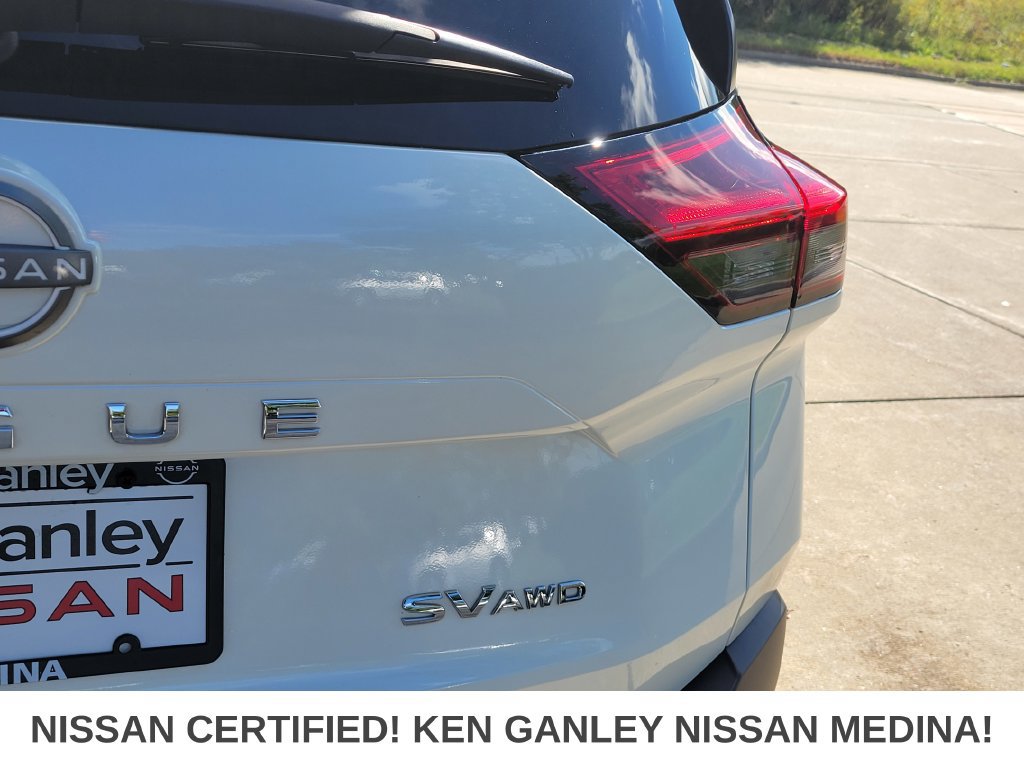 Certified 2023 Nissan Rogue SV AWD/4WD image 15