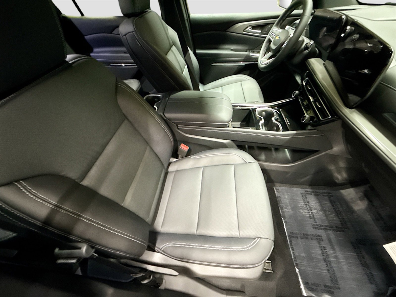 New 2026 Chevrolet Traverse LT image 30