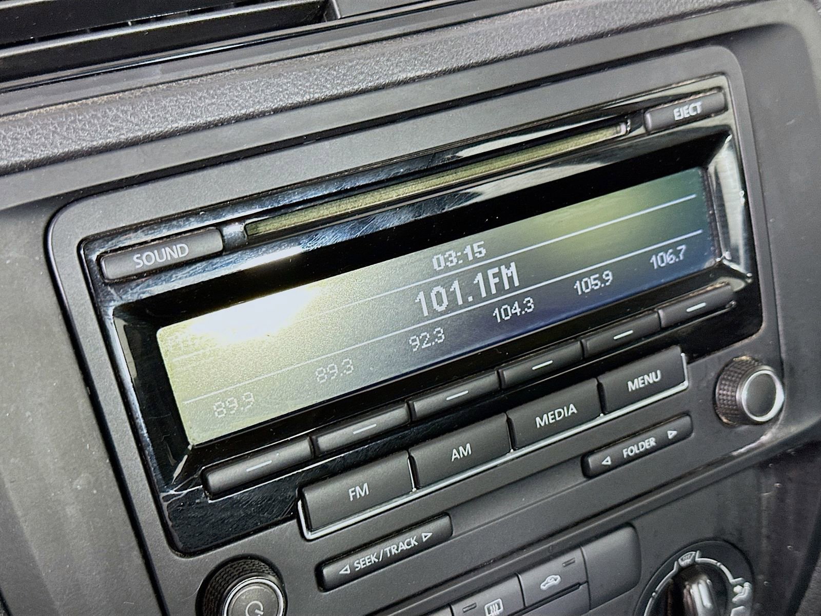 Used 2015 Volkswagen Jetta S image 14