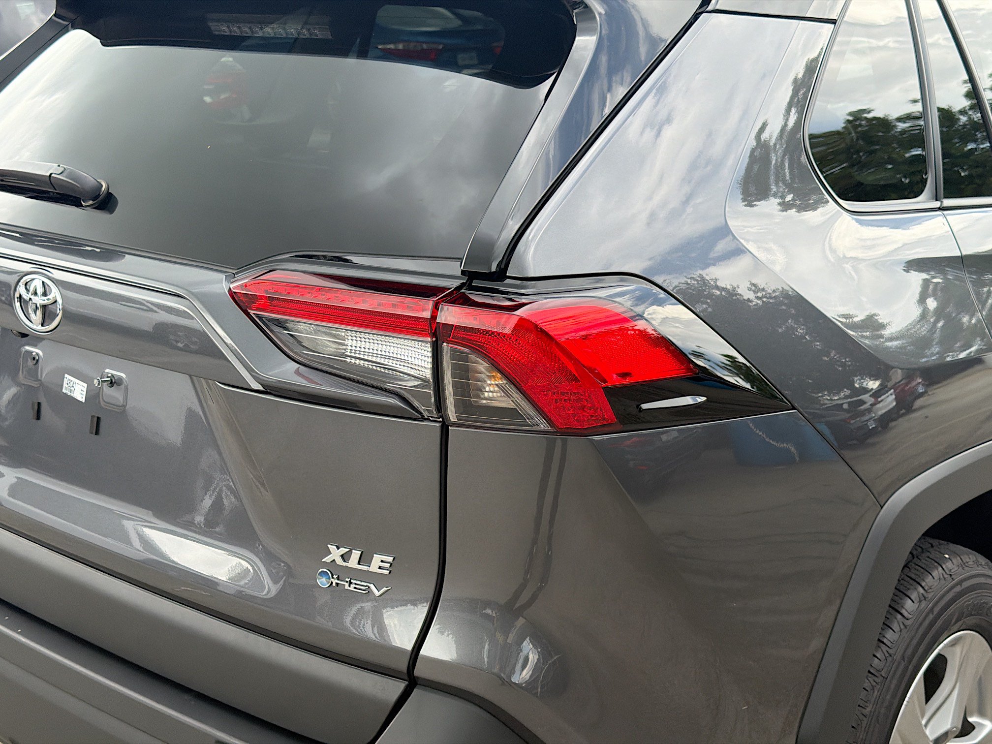 Used 2025 Toyota RAV4 XLE w/ Convenience Package AWD/4WD image 27