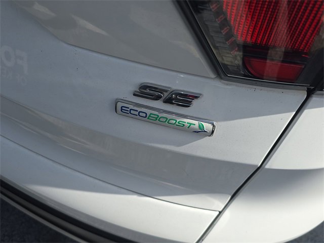 Used 2018 Ford Escape SE image 6