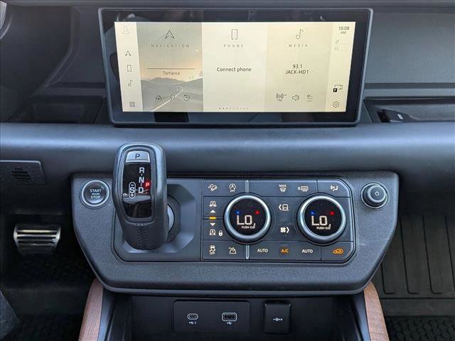 Used 2020 Land Rover Defender 110 X AWD/4WD image 14