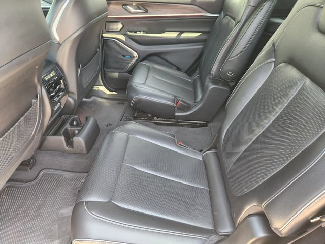 Certified 2021 Jeep Grand Cherokee L Overland w/ Luxury Tech Group IV AWD/4WD image 38
