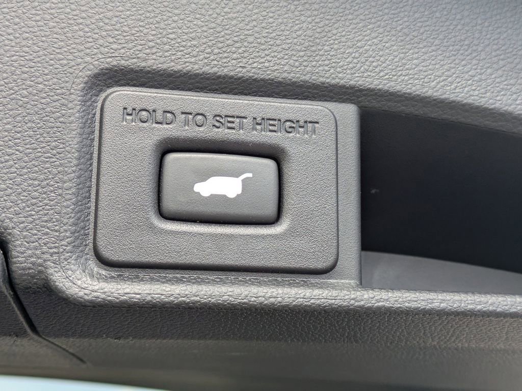 Used 2022 Acura RDX A-Spec image 12