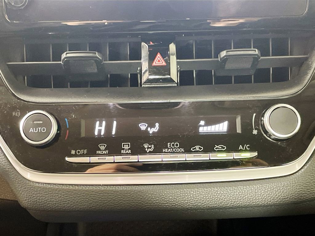 Used 2023 Toyota Corolla LE image 17