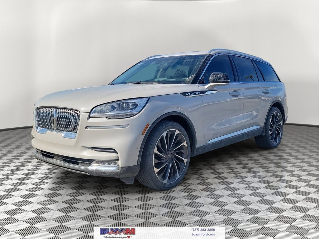Used 2023 Lincoln Aviator Reserve w/ Equipment Group 201A image 2
