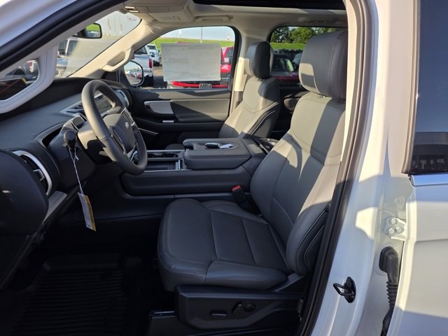 New 2025 Ford Expedition Max Active image 24