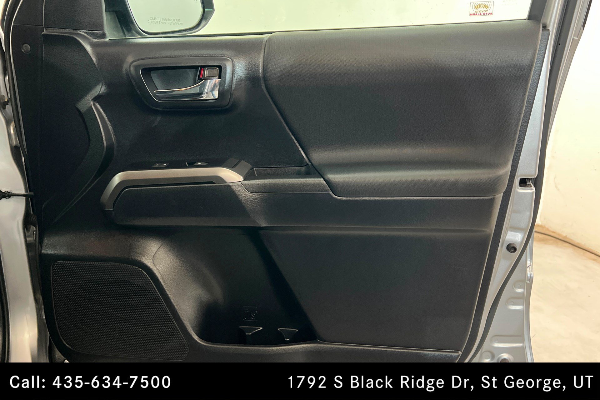 Used 2022 Toyota RAV4 XSE AWD/4WD image 21