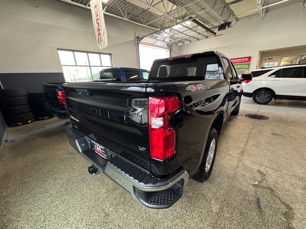 Used 2024 Chevrolet Silverado 1500 LT image 6