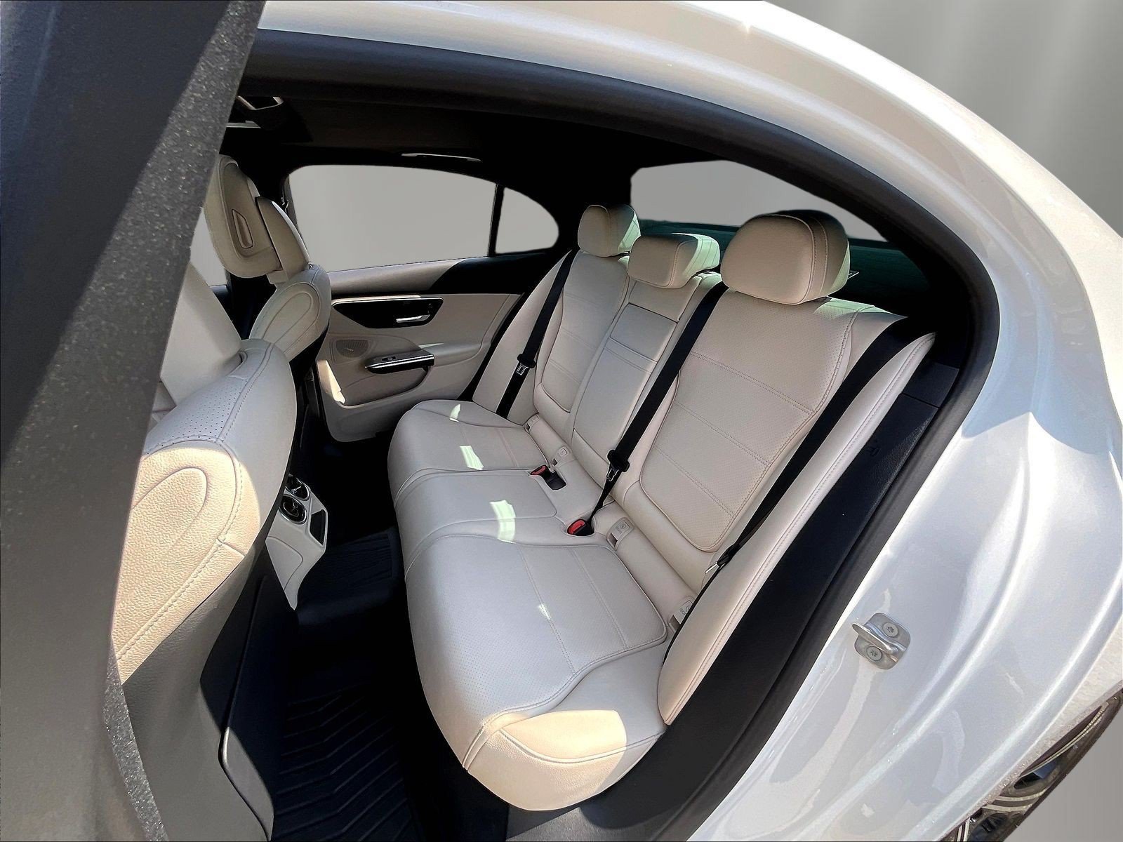 Certified 2024 Mercedes-Benz C 300 Sedan image 24