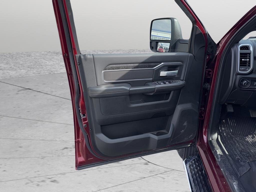 Used 2024 RAM 2500 Big Horn image 21