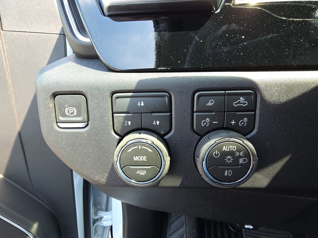 New 2026 Chevrolet Silverado 3500 LT w/ Trail Boss Package AWD/4WD image 21