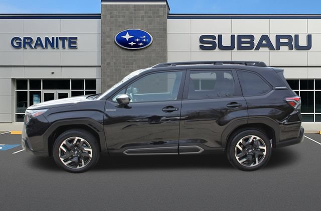 Used 2025 Subaru Forester Limited AWD/4WD image 7