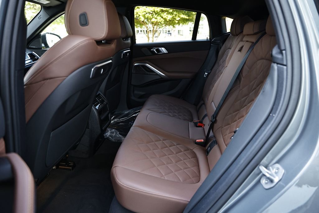 New 2027 BMW X6 xDrive40i AWD/4WD image 27