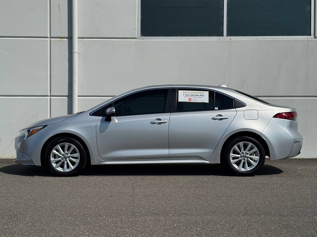 Certified 2026 Toyota Corolla XLE FWD image 4