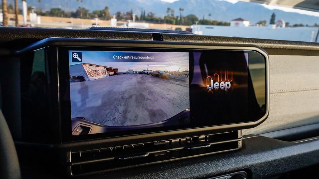 New 2026 Jeep Gladiator Sport image 25