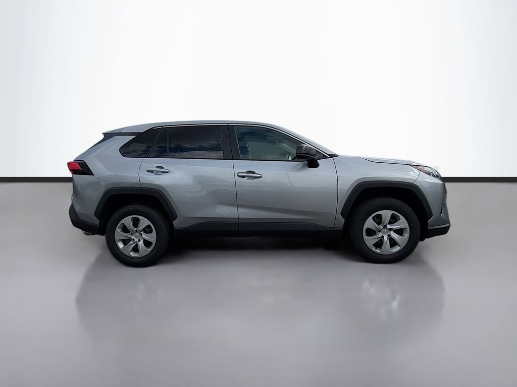 Used 2023 Toyota RAV4 LE image 8