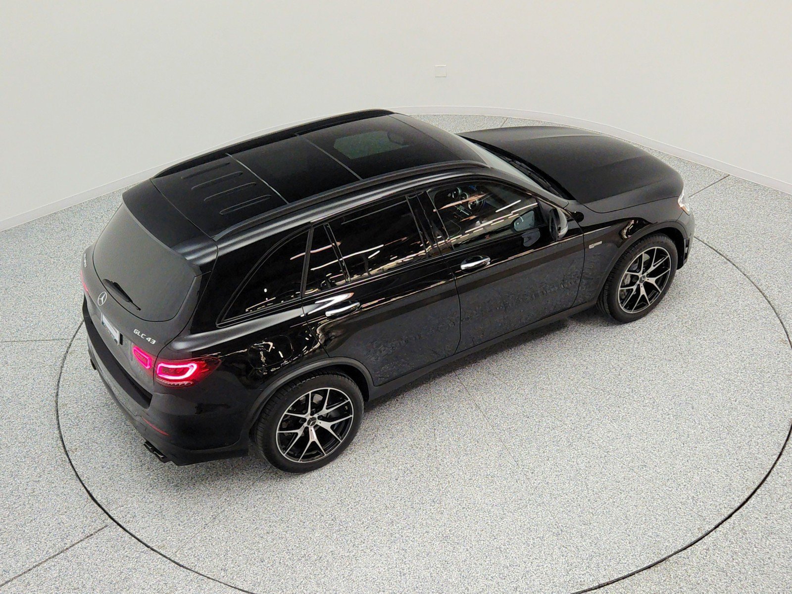 Used 2021 Mercedes-Benz GLC 43 AMG 4MATIC image 27
