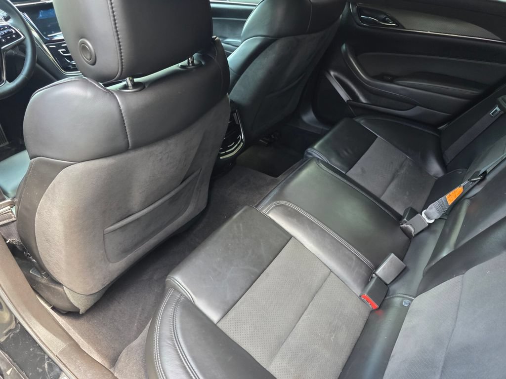 Used 2019 Cadillac CTS V w/ Luxury Package RWD image 15