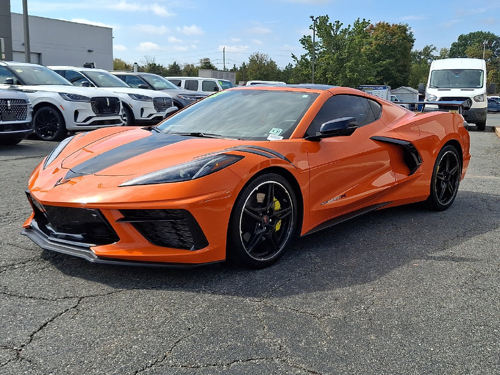 Used 2022 Chevrolet Corvette Stingray Preferred Cpe w/ Z51 Performance Package RWD image 6