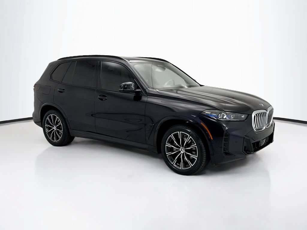 Certified 2024 BMW X5 sDrive40i w/ M Sport Package RWD image 3