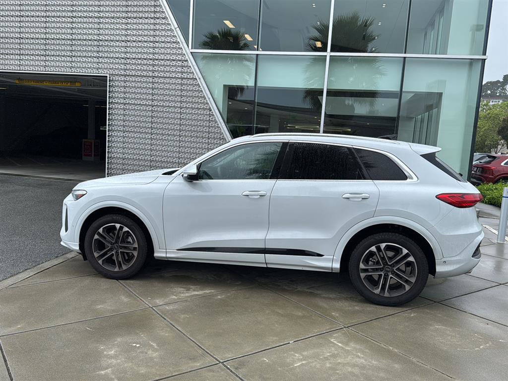 Used 2025 Audi Q5 Prestige image 8