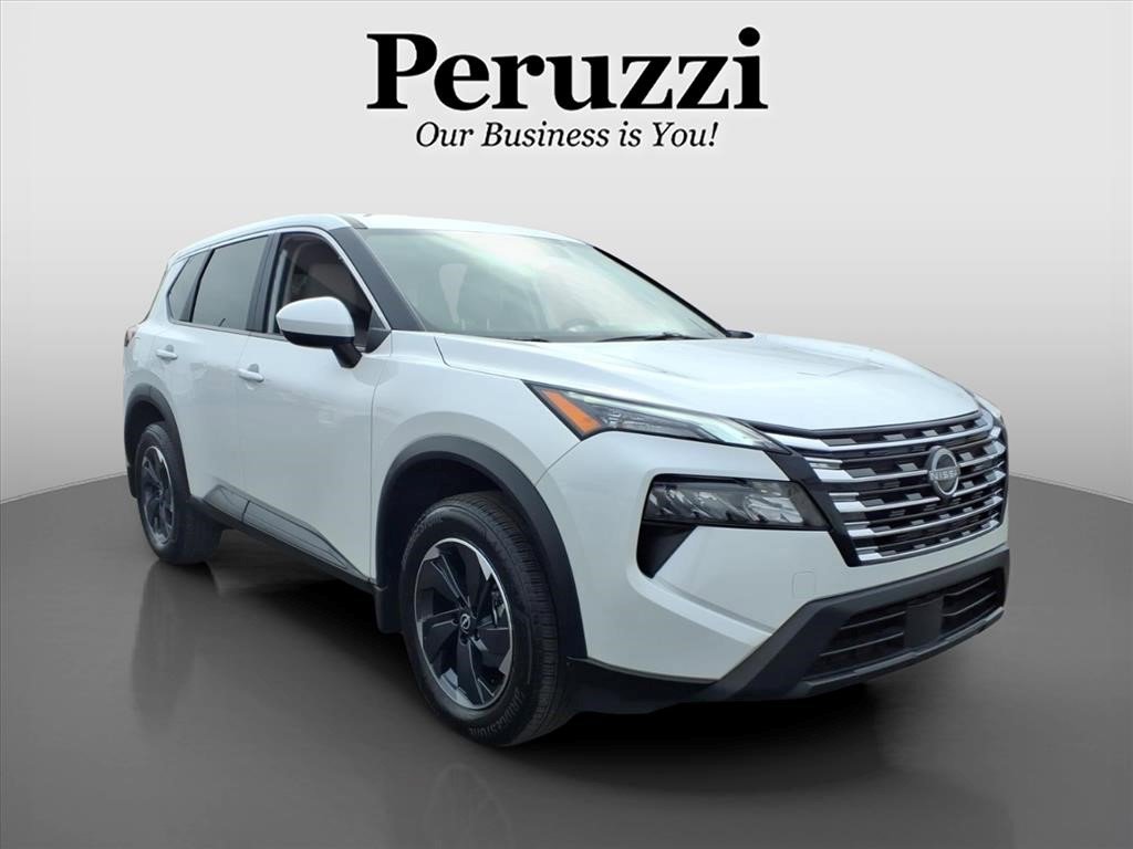 Used 2025 Nissan Rogue SV