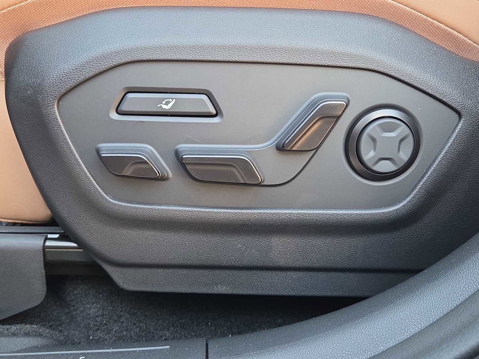 New 2026 Hyundai Santa Fe Calligraphy image 16