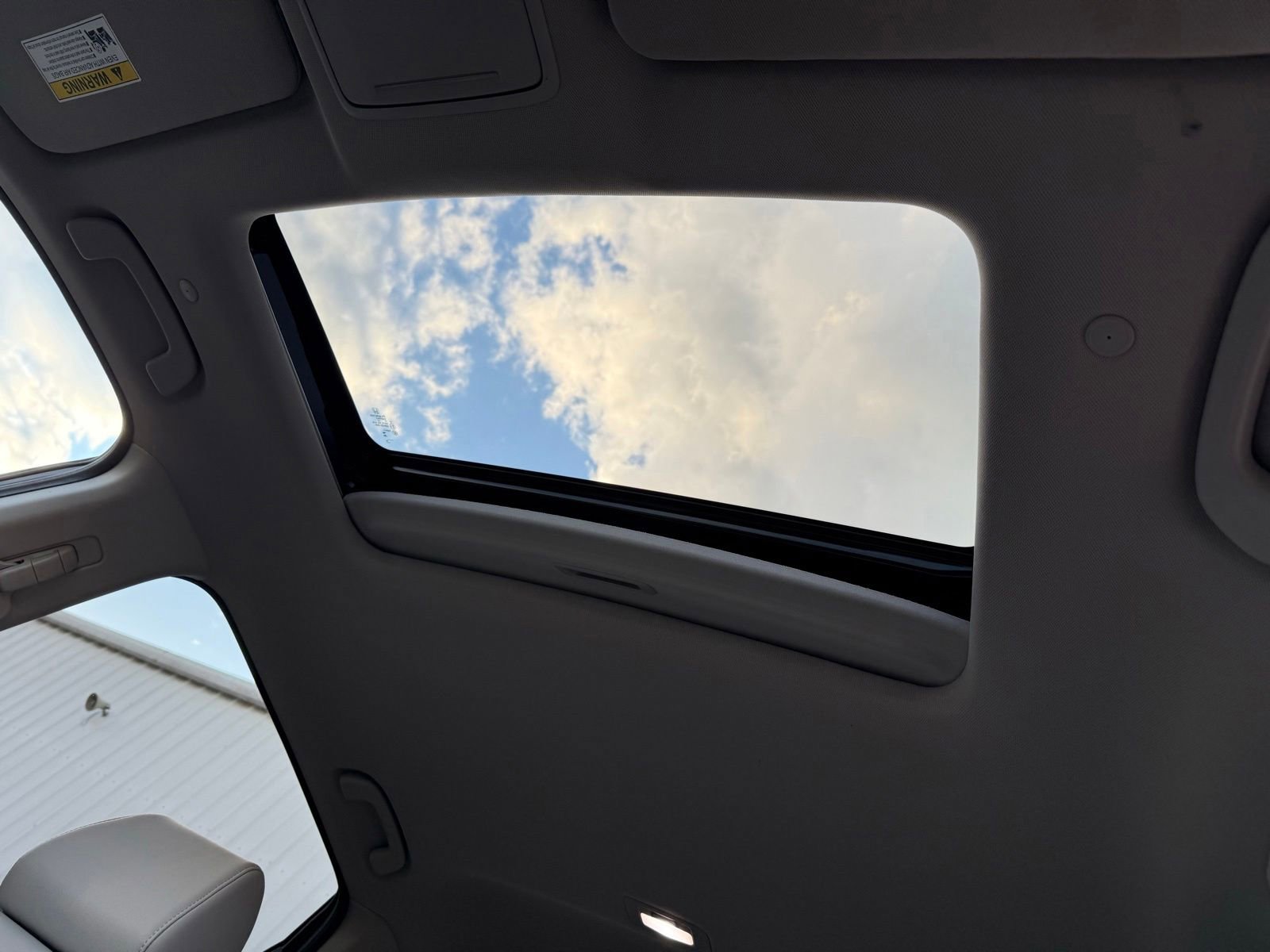 Used 2024 Honda CR-V EX-L image 39