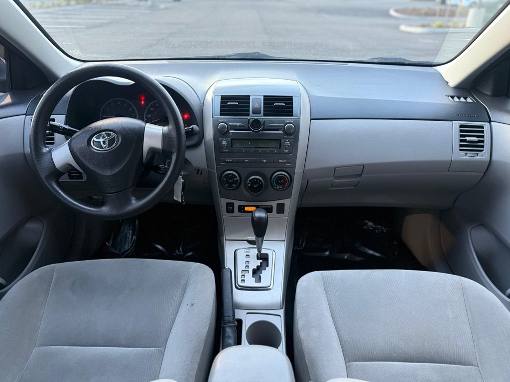 Used 2011 Toyota Corolla LE FWD image 15