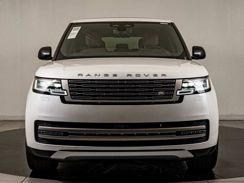 New 2026 Land Rover Range Rover Long Wheelbase SE image 2