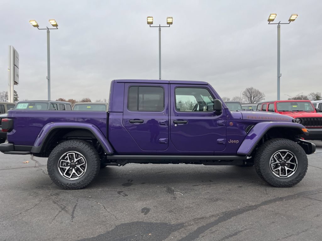 New 2026 Jeep Gladiator Rubicon w/ Steel Power Dome Hood Package AWD/4WD image 48