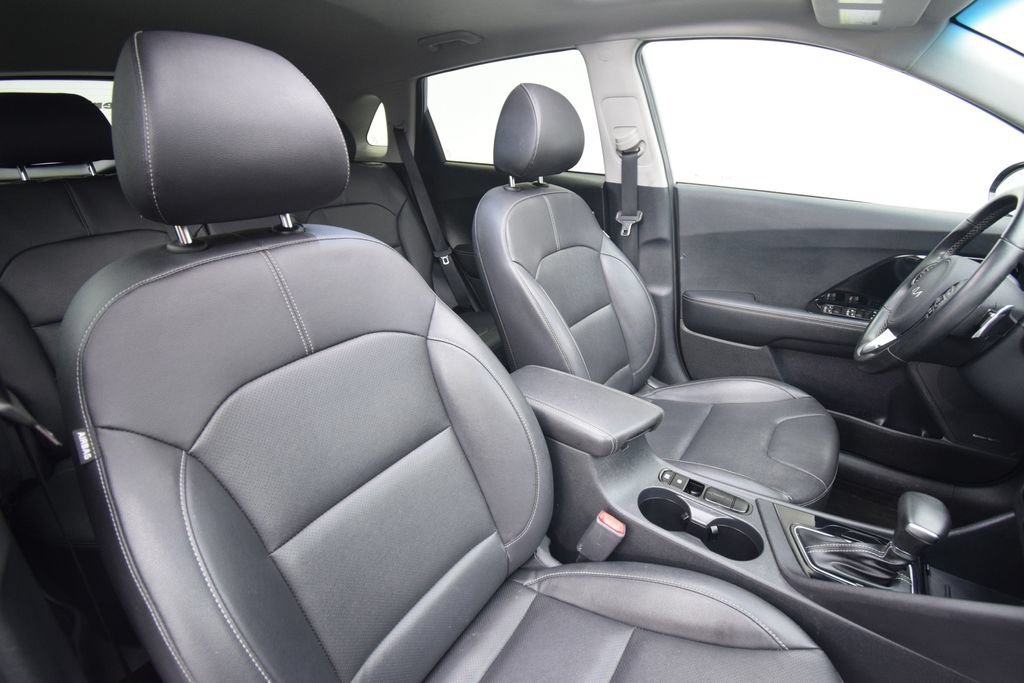 Used 2022 Kia Niro Touring Special Edition FWD image 21