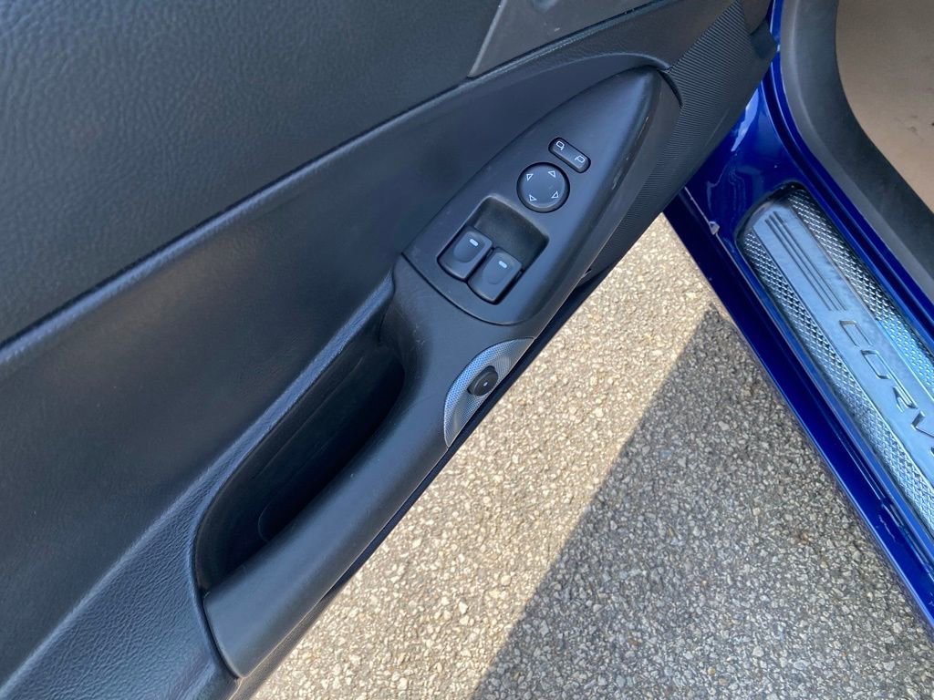 Used 2005 Chevrolet Corvette Coupe w/ Preferred Equipment Group image 10