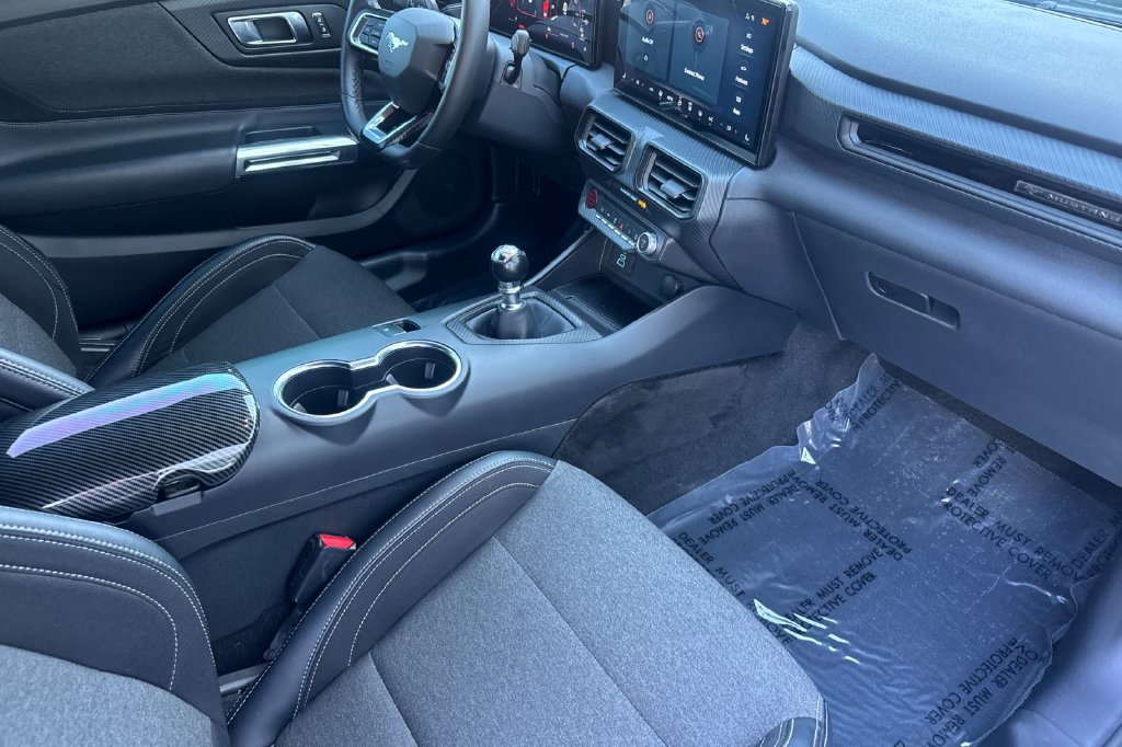 Used 2024 Ford Mustang GT RWD image 14