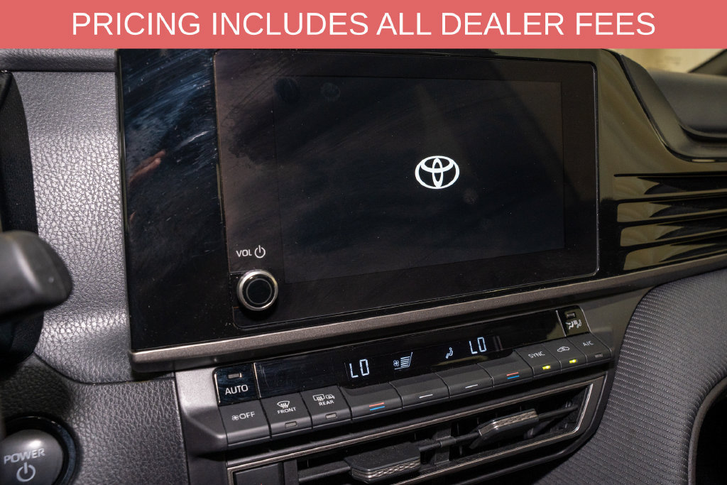 Used 2025 Toyota Camry SE FWD image 12