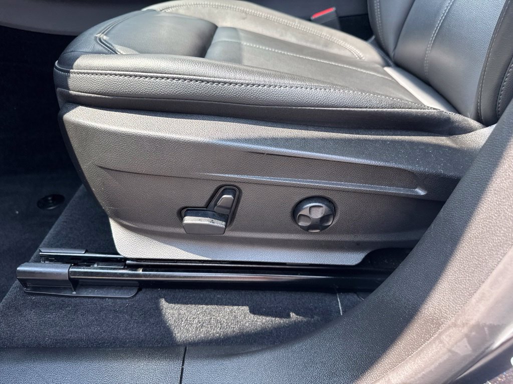 Used 2021 Alfa Romeo Stelvio Sprint w/ Sun & Sound Package AWD/4WD image 36