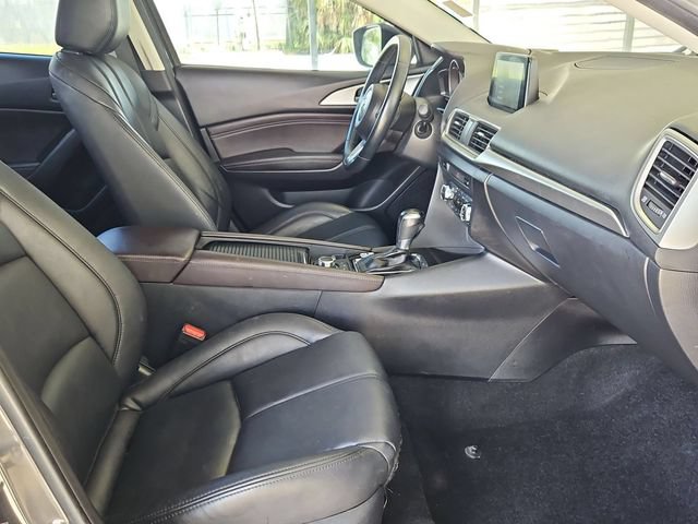 Used 2018 MAZDA MAZDA3 Touring FWD image 27