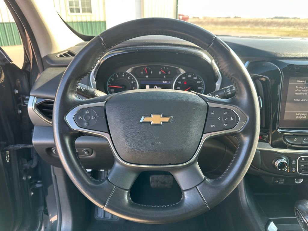 Used 2021 Chevrolet Traverse LT w/ LT Premium Package image 14